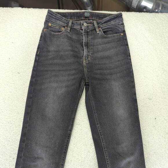 BDG Girlfriend High-rise Jeans Women's Size 27 Black Wash Stretch Slim Leg - Picture 3 of 8